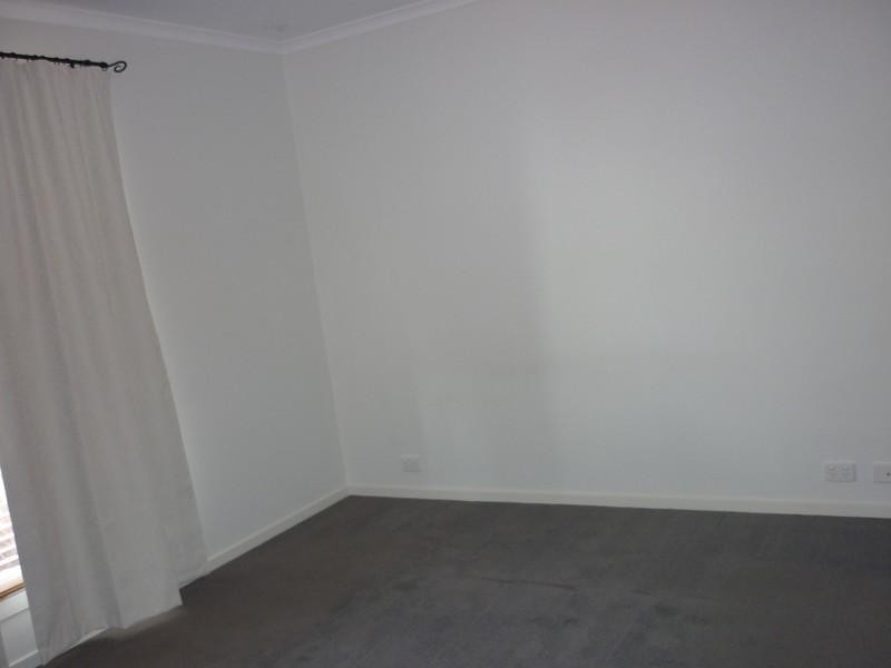 15 Garnet Close, Skye VIC 3977