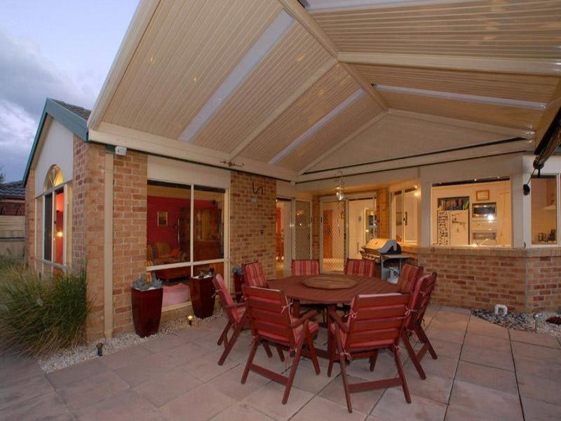 15 Sovereign Close, Patterson Lakes VIC 3197