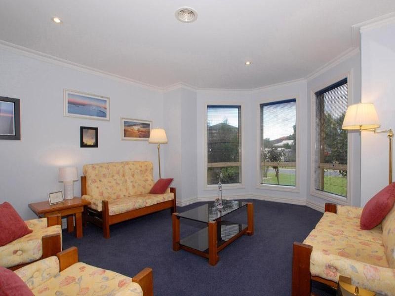 15 Sovereign Close, Patterson Lakes VIC 3197