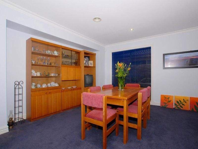 15 Sovereign Close, Patterson Lakes VIC 3197