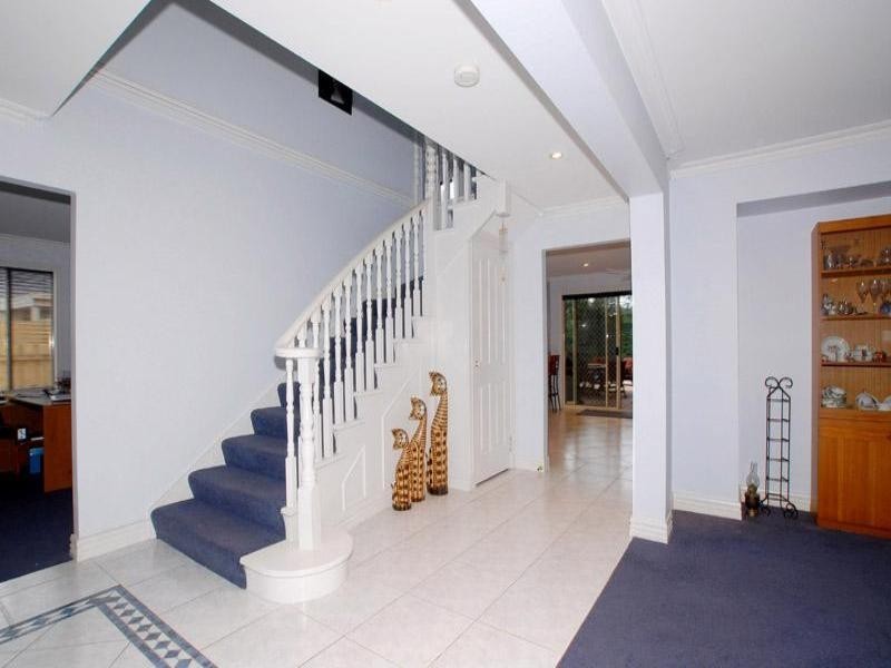 15 Sovereign Close, Patterson Lakes VIC 3197