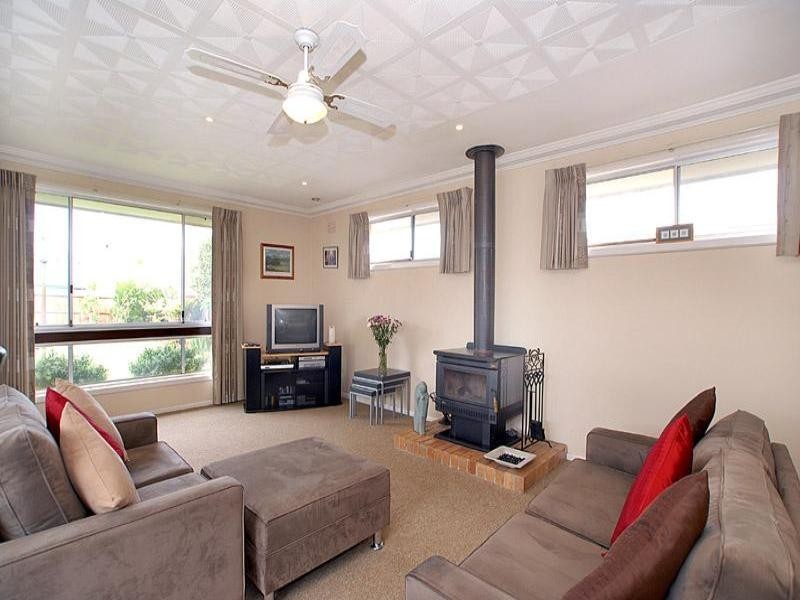 72 Berry Avenue, Edithvale VIC 3196