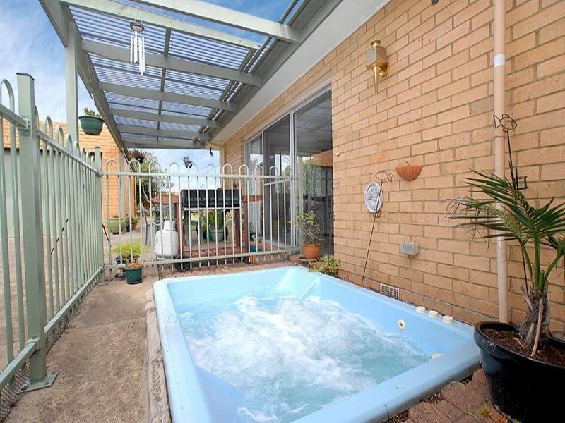 72 Berry Avenue, Edithvale VIC 3196