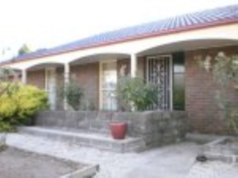 1 Bradina Court, Chelsea Heights VIC 3196