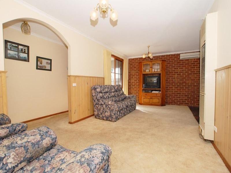 2/30 Denbigh Road, Seaford VIC 3198