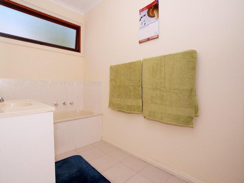 2/30 Denbigh Road, Seaford VIC 3198