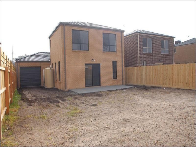 33 Coast Banksia Drive, Bonbeach VIC 3196