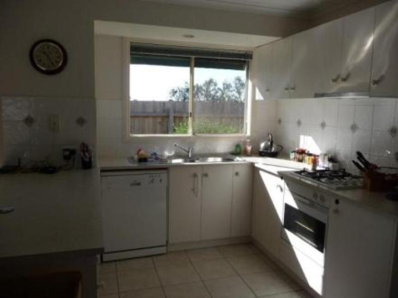 20 Parkland Drive, Chelsea VIC 3196