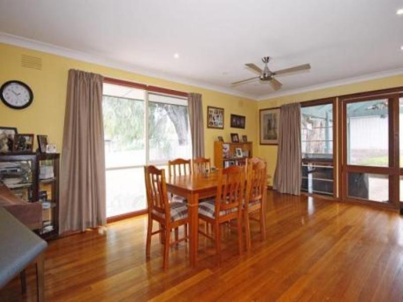 16 Screen Street, Frankston VIC 3199