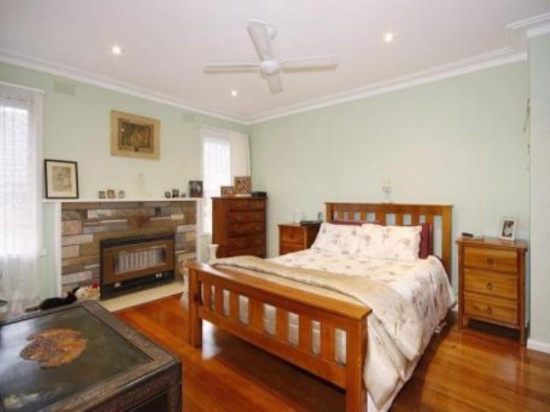 16 Screen Street, Frankston VIC 3199