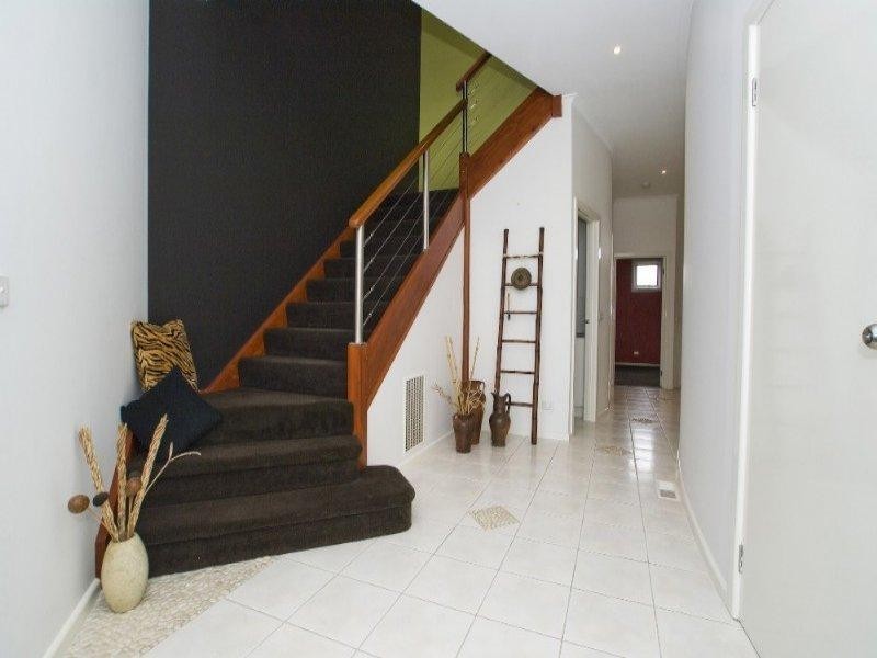 4/4-5 Nepean Highway, Seaford VIC 3198