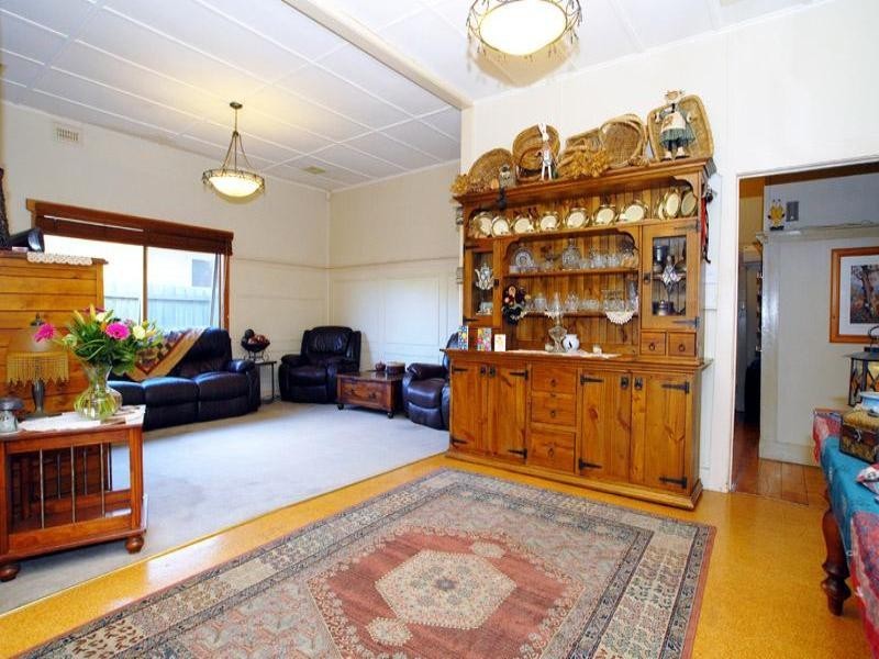 348 Station Street, Chelsea VIC 3196