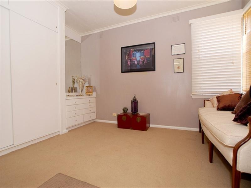 16 Attunga Crescent, Seaford VIC 3198