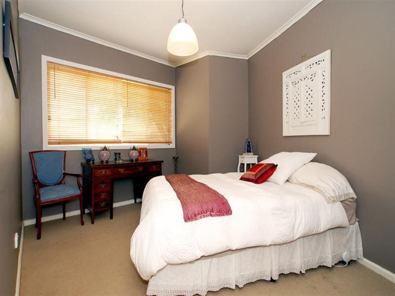 16 Attunga Crescent, Seaford VIC 3198