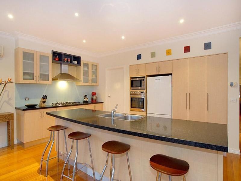 24 Breeze Street, Bonbeach VIC 3196