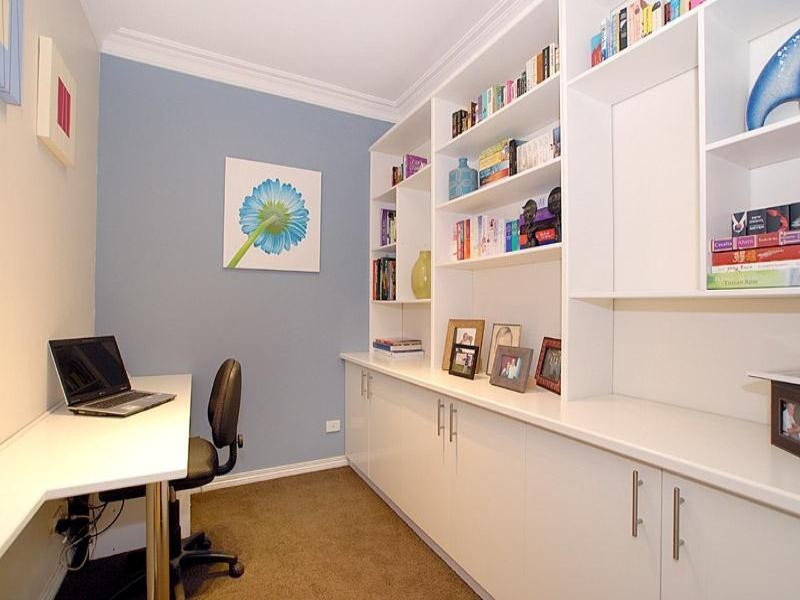 24 Breeze Street, Bonbeach VIC 3196