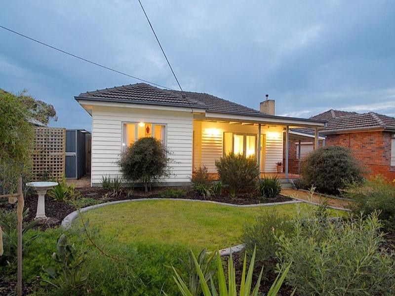 24 Breeze Street, Bonbeach VIC 3196