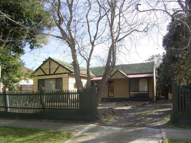 27 Mernda Avenue, Bonbeach VIC 3196