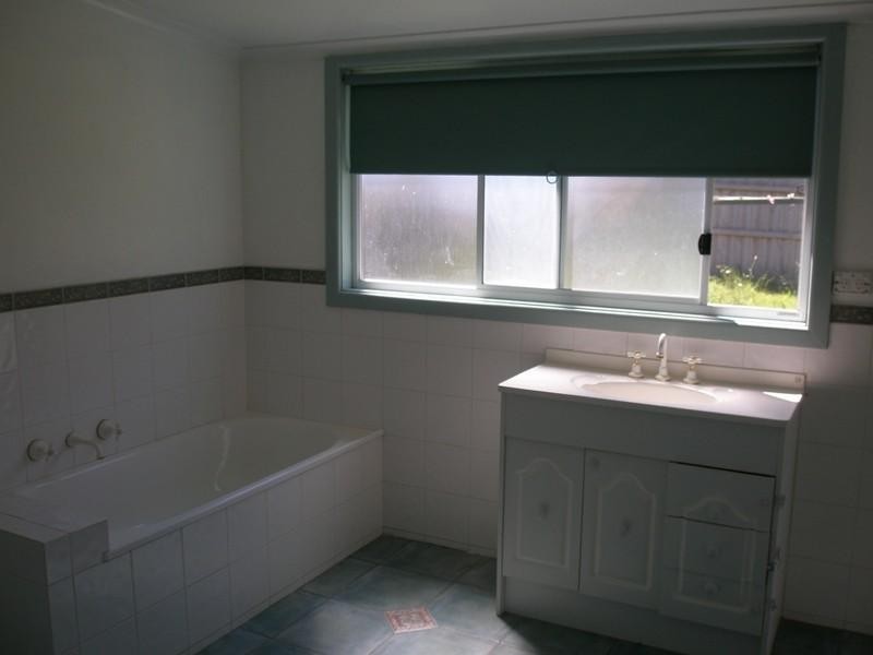 27 Mernda Avenue, Bonbeach VIC 3196