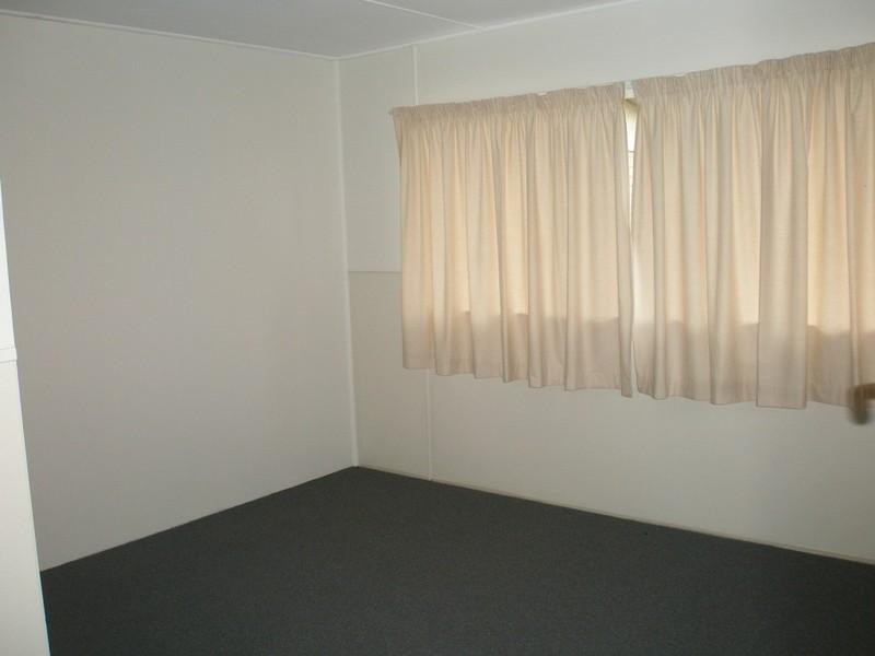 2/86 Rosslyn Avenue, Seaford VIC 3198