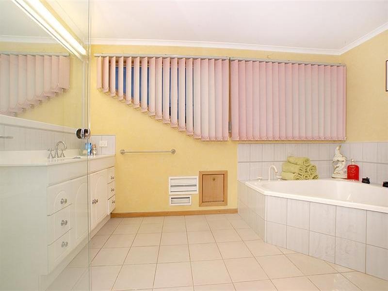 163 Palm Beach Drive, Patterson Lakes VIC 3197