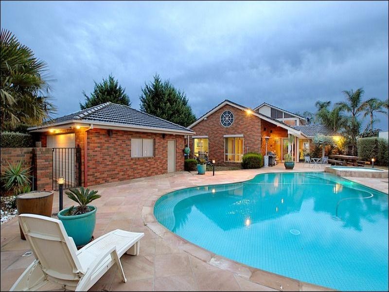 163 Palm Beach Drive, Patterson Lakes VIC 3197