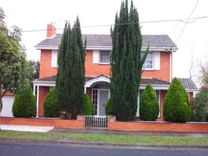 4 Blake Street, Blackburn North VIC 3130