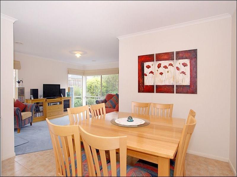 6 Palmtree Place, Aspendale Gardens VIC 3195