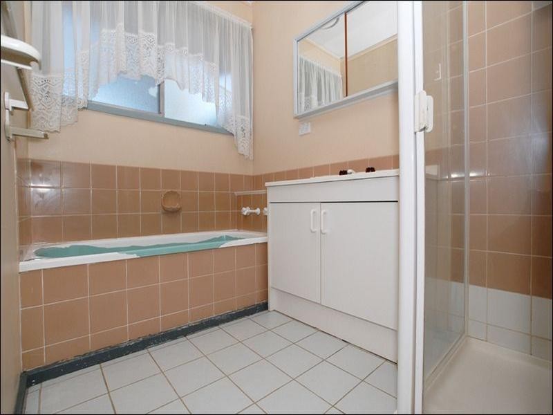 5 Windsor Court, Frankston VIC 3199