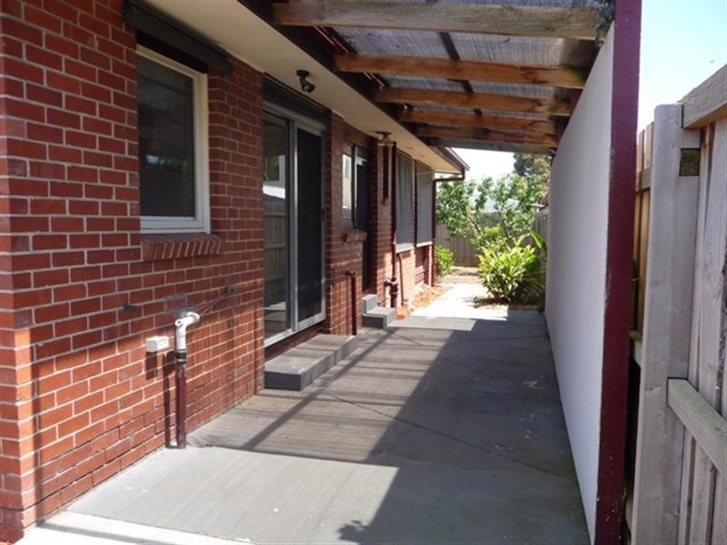 15 Silver Avenue, Frankston North VIC 3200