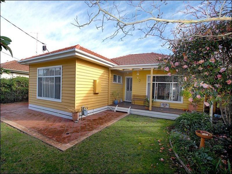 5 Newton Street, Seaford VIC 3198
