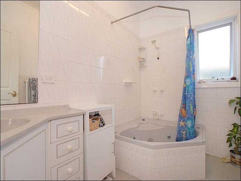 5 Newton Street, Seaford VIC 3198