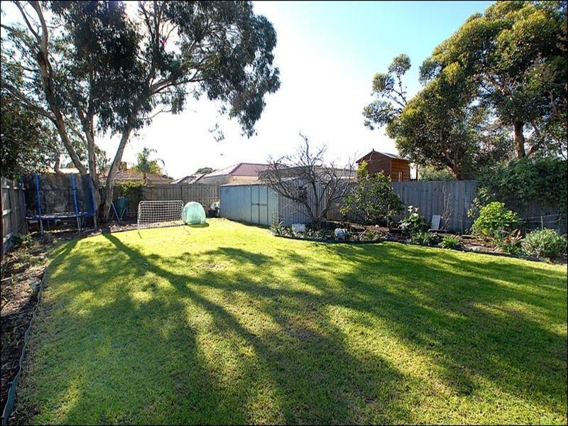 57 Glenola Road, Chelsea VIC 3196