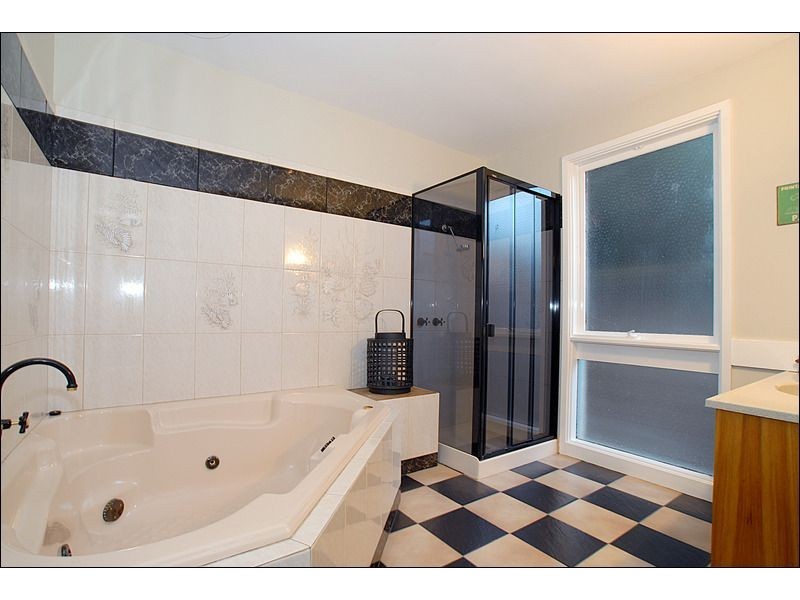 19 Mulkarra Drive, Chelsea VIC 3196