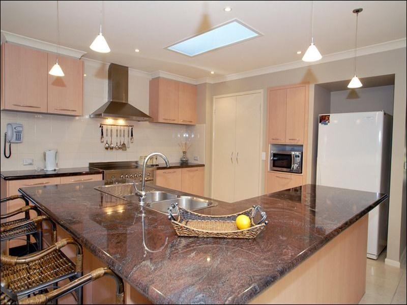 3 Serpentine Court, Waterways VIC 3195