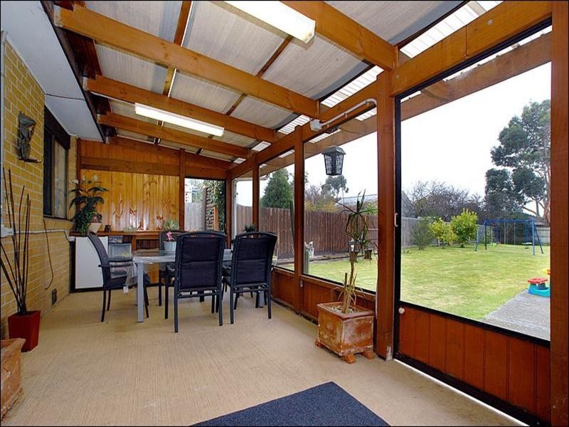 83 East Road, Seaford VIC 3198