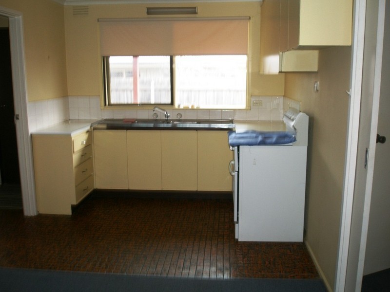 2/32 Tarella Road, Chelsea VIC 3196