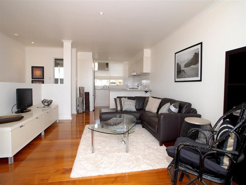 3/10 Bank Road, Edithvale VIC 3196