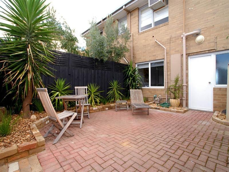 3/10 Bank Road, Edithvale VIC 3196