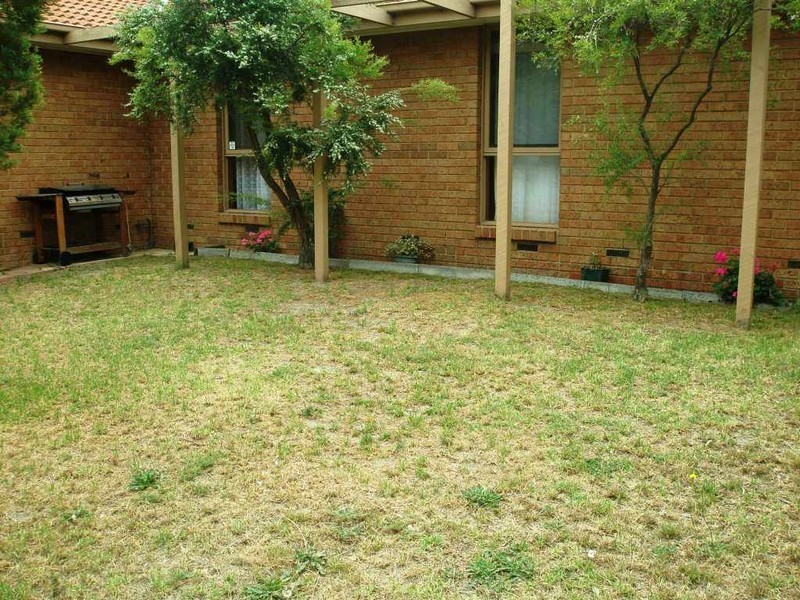 1/2 Linton Close, Chelsea Heights VIC 3196