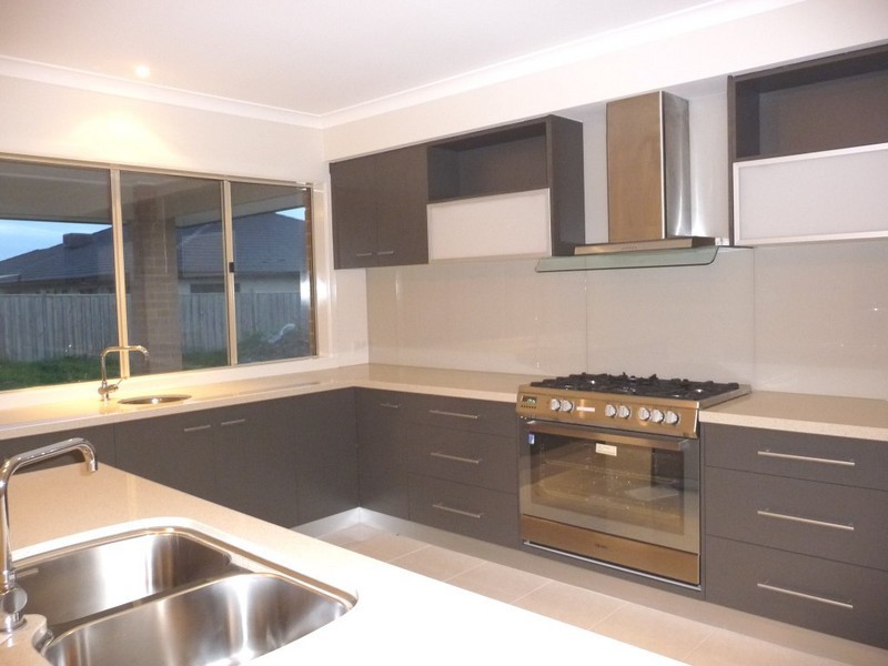 25 Whitewater Court, Sandhurst VIC 3977