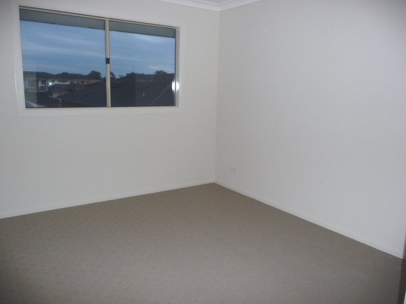 25 Whitewater Court, Sandhurst VIC 3977