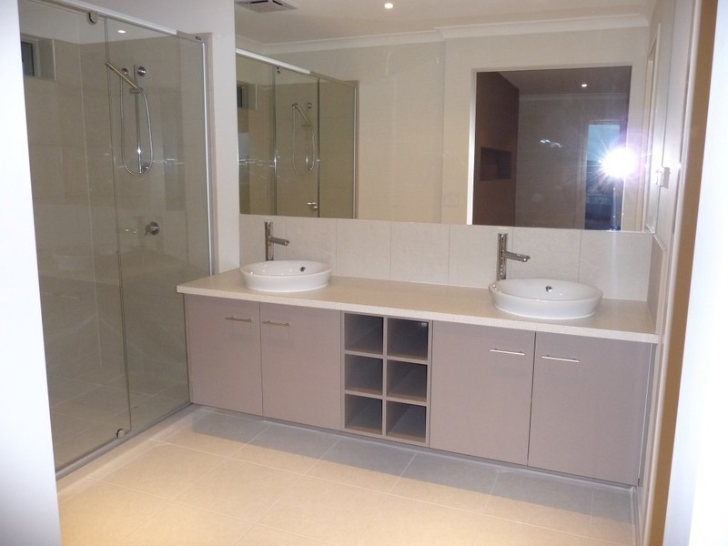 25 Whitewater Court, Sandhurst VIC 3977