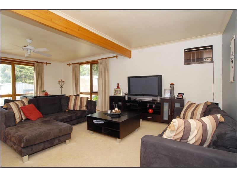 9 Scott Street, Seaford VIC 3198