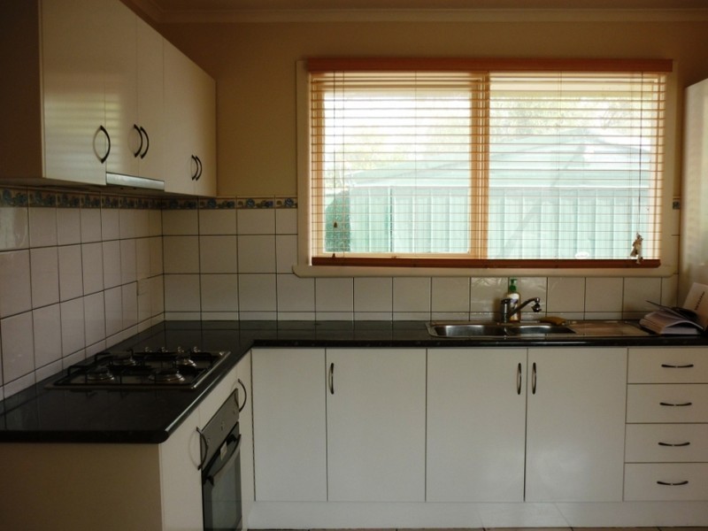 16 Sutton Street, Chelsea Heights VIC 3196