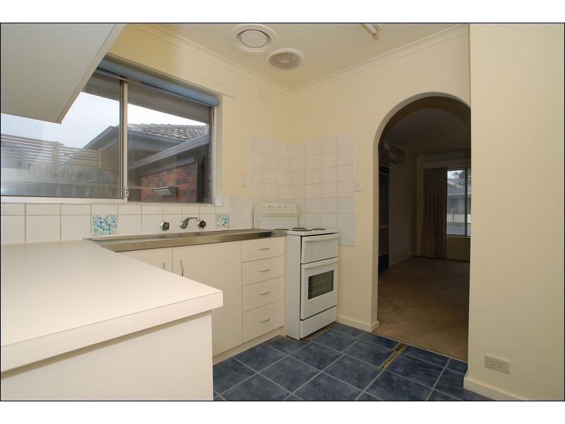 11 Drinan Road, Chelsea VIC 3196