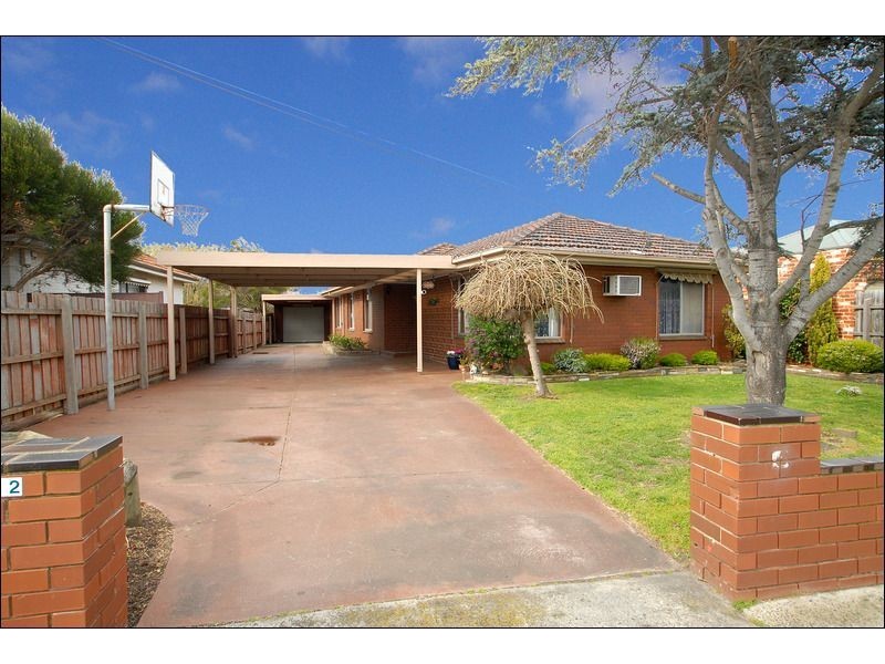 12 Field Avenue, Edithvale VIC 3196