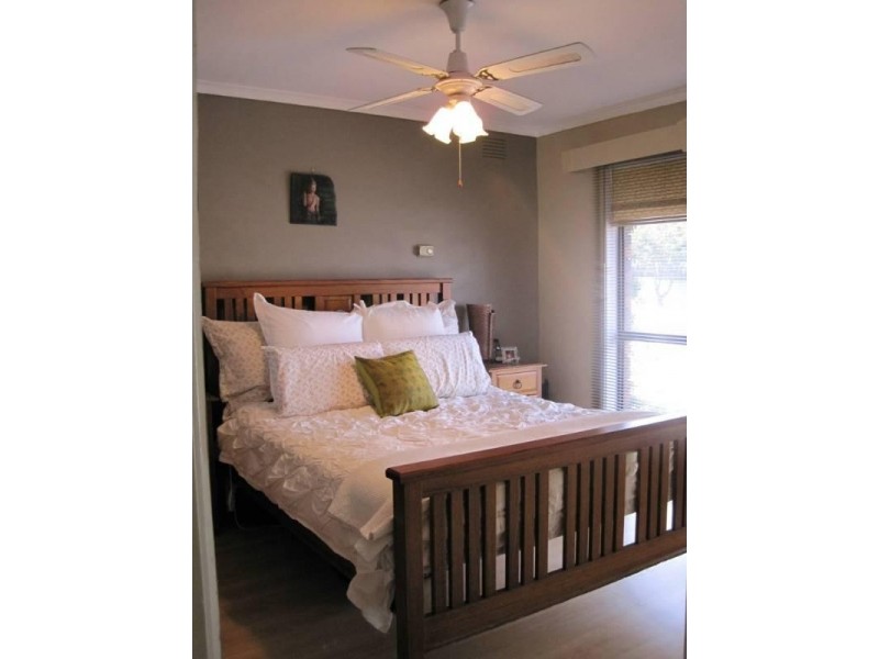 10 Bertrand Road, Chelsea VIC 3196