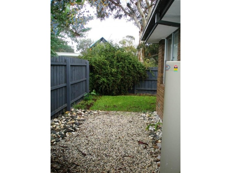 5/4 Buna Avenue, Seaford VIC 3198