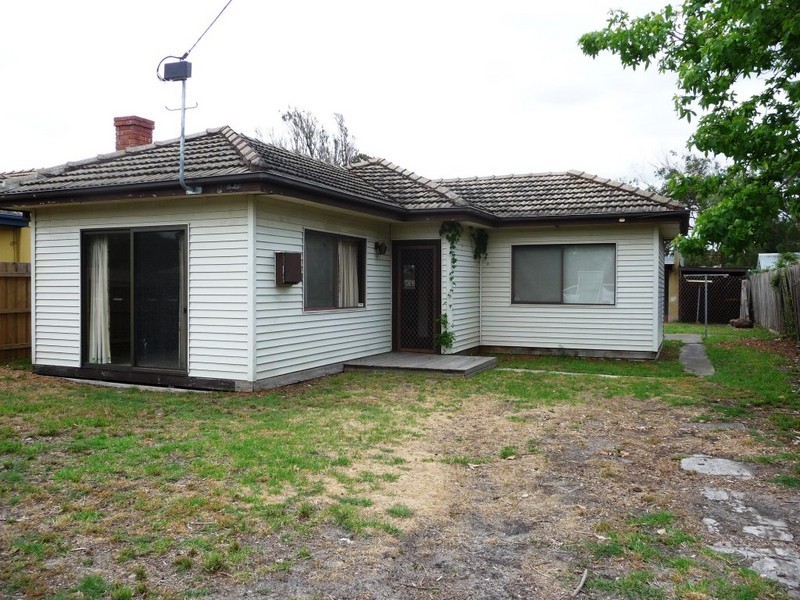 12 Fifth Avenue, Aspendale VIC 3195